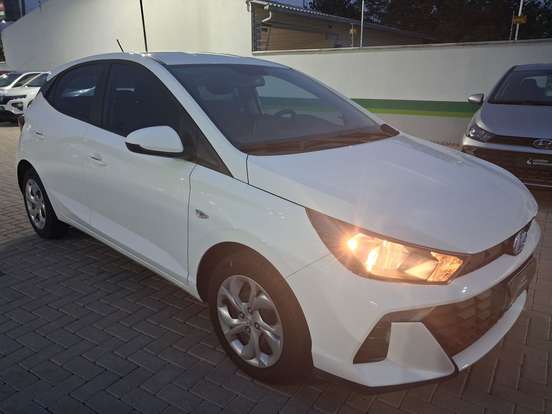 HYUNDAI-HB20-2025