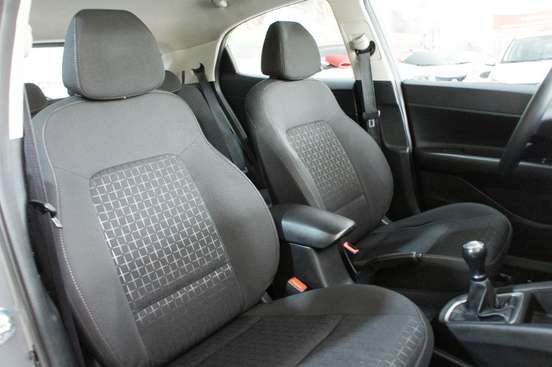 HYUNDAI-HB20-2025