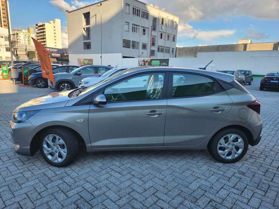 HYUNDAI-HB20-2025
