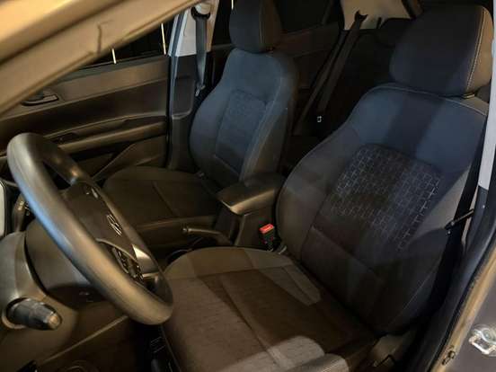 HYUNDAI-HB20-2025