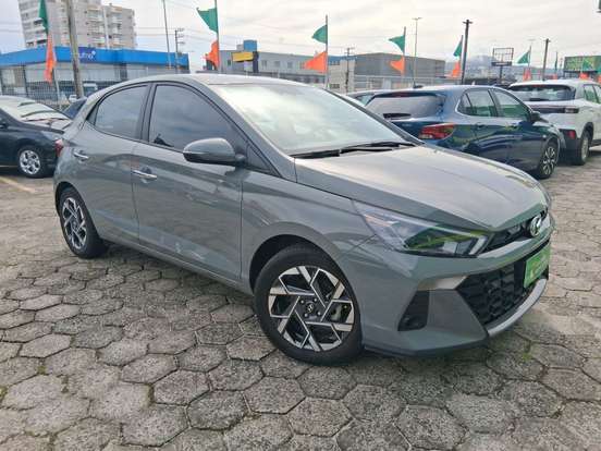 HYUNDAI-HB20-2025