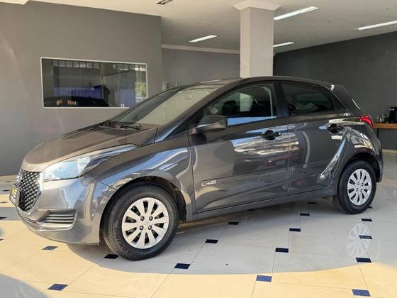 HYUNDAI HB20 1.0 UNIQUE 12V FLEX 4P MANUAL