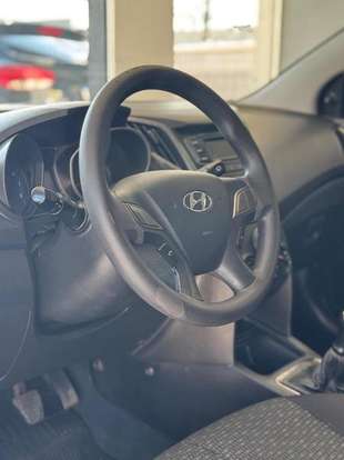 HYUNDAI-HB20-2019