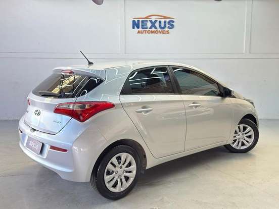 HYUNDAI-HB20-2018