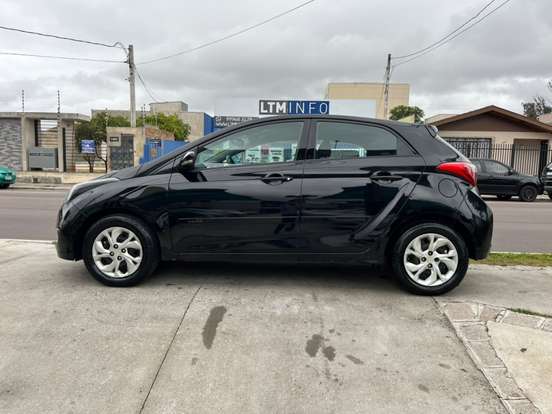 HYUNDAI-HB20-1.6 COMFORT PLUS 16V FLEX 4P MANUAL HYUNDAI-HB20-2016