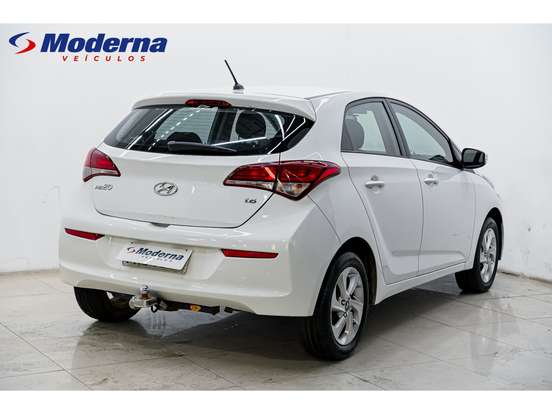 HYUNDAI-HB20-2016
