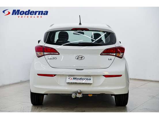 HYUNDAI-HB20-2016
