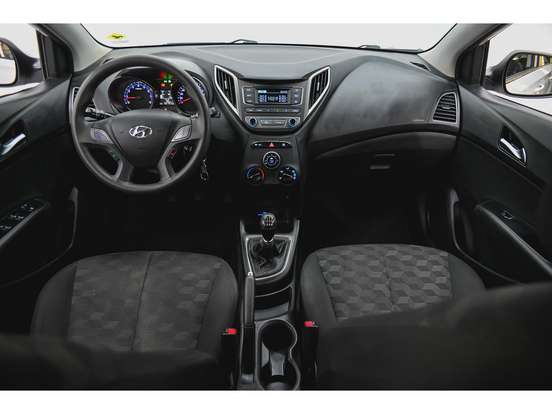 HYUNDAI-HB20-2016