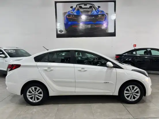 HYUNDAI-HB20S-2017