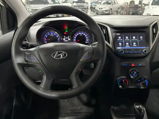 HYUNDAI-HB20S-2017