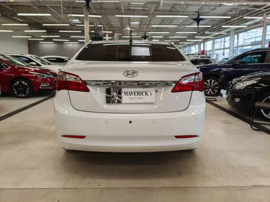 HYUNDAI-HB20S-2013