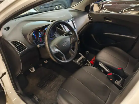HYUNDAI-HB20S-1.6 COMFORT PLUS 16V FLEX 4P MANUAL HYUNDAI-HB20S-2013