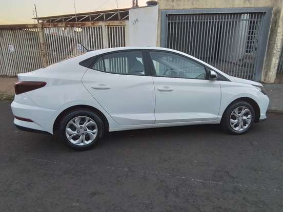 HYUNDAI-HB20S-2025