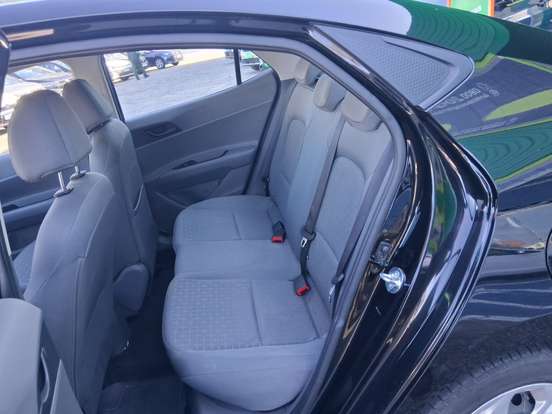 HYUNDAI-HB20S-2025