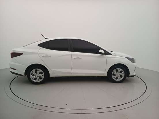 HYUNDAI-HB20S-2023