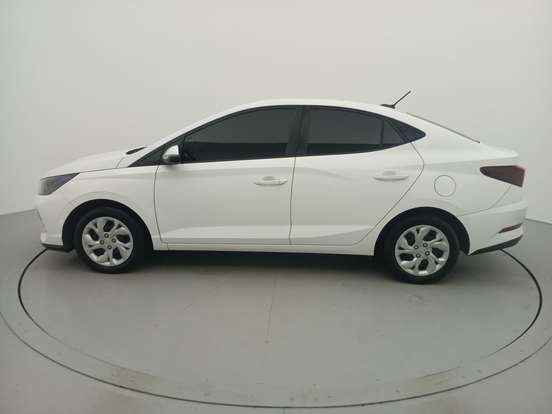 HYUNDAI-HB20S-2024