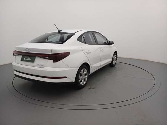 HYUNDAI-HB20S-2024