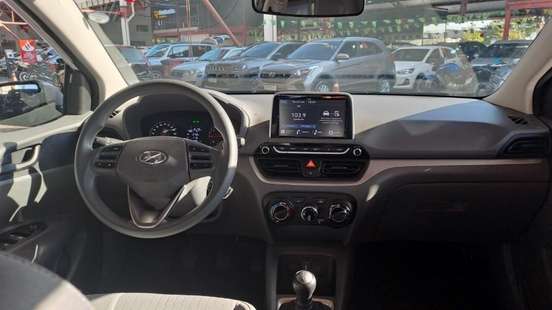 HYUNDAI-HB20S-2024