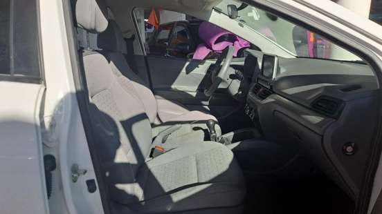 HYUNDAI-HB20S-2024