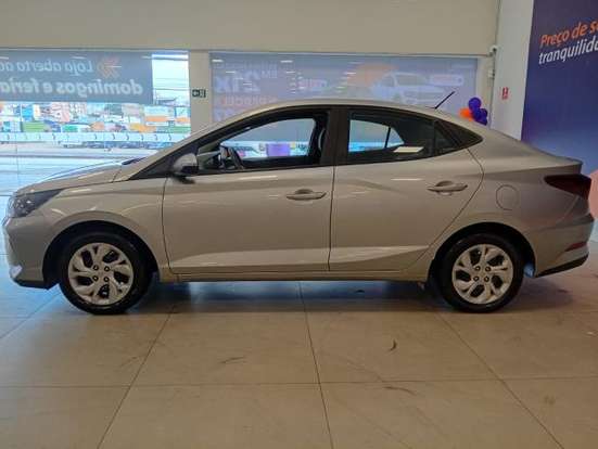 HYUNDAI-HB20S-2024