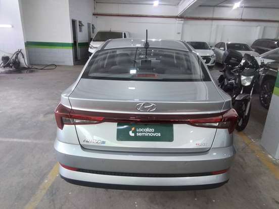 HYUNDAI-HB20S-1.0 TGDI FLEX COMFORT PLUS AUTOMÁTICO HYUNDAI-HB20S-2025