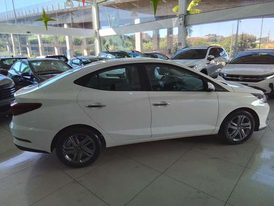 HYUNDAI-HB20S-2025
