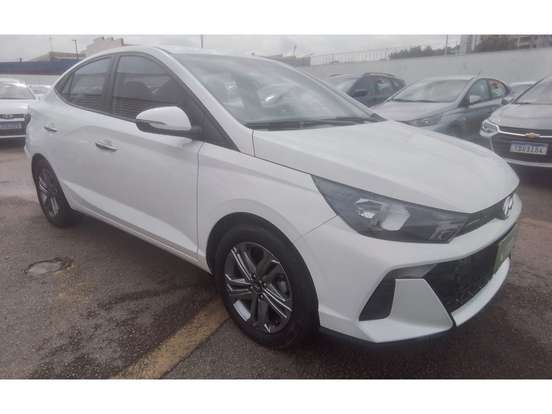 HYUNDAI-HB20S-2025