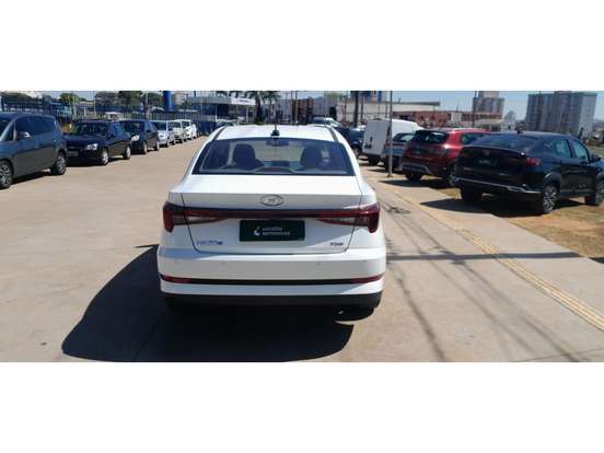 HYUNDAI-HB20S-2025