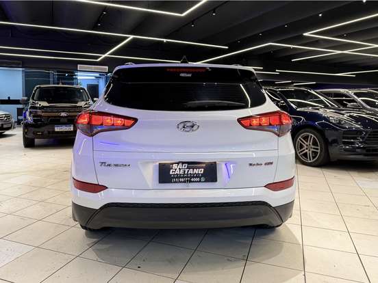 HYUNDAI-TUCSON-2019