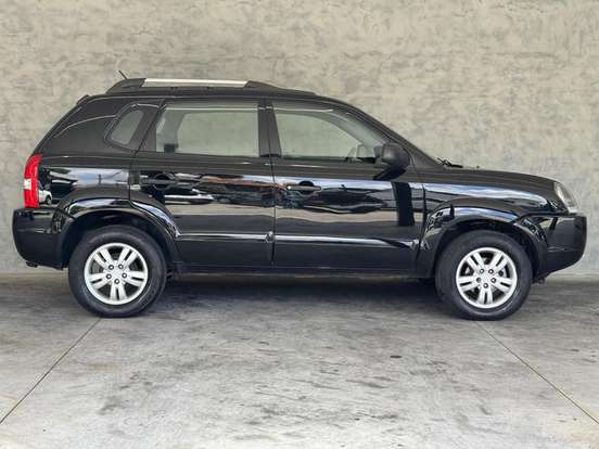 HYUNDAI-TUCSON-2007