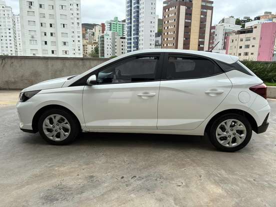 HYUNDAI-HB20-2023
