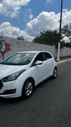 HYUNDAI HB20 1.6 COMFORT PLUS 16V FLEX 4P AUTOMÁTICO