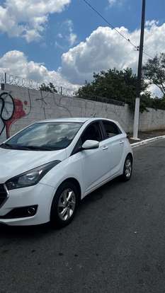 HYUNDAI-HB20-2016