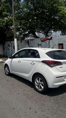 HYUNDAI-HB20-2016