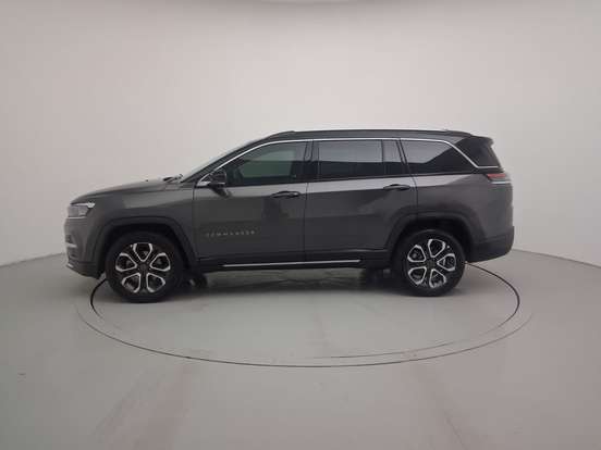 JEEP-COMMANDER-2023