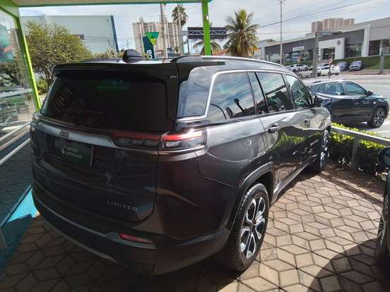 JEEP-COMMANDER-2025