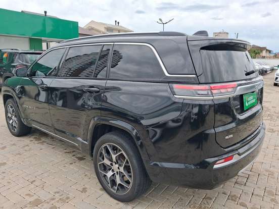 JEEP-COMMANDER-2024