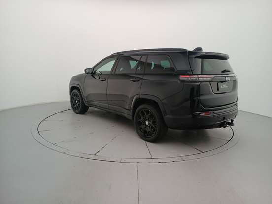 JEEP-COMMANDER-2023