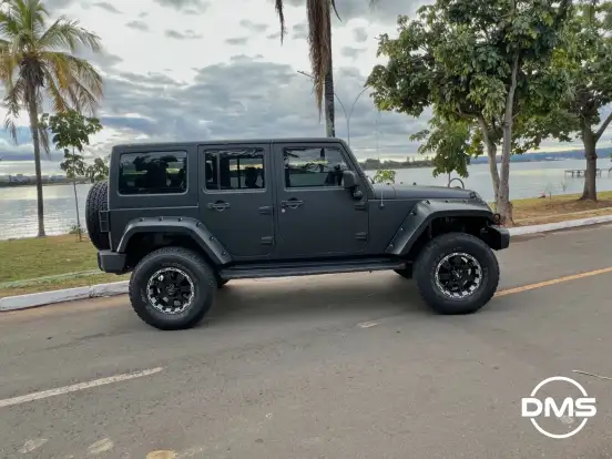 JEEP-WRANGLER-2015