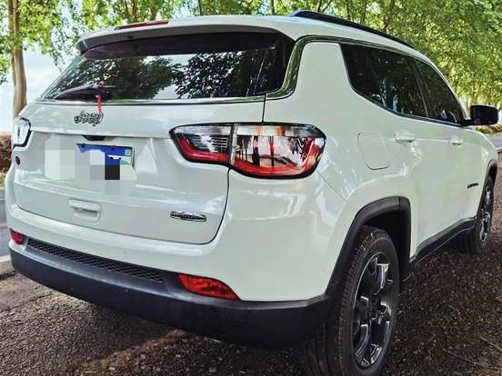 JEEP-COMPASS-2.0 16V FLEX LONGITUDE AUTOMÁTICO JEEP-COMPASS-2020