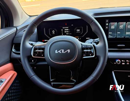 KIA-CARNIVAL-2024