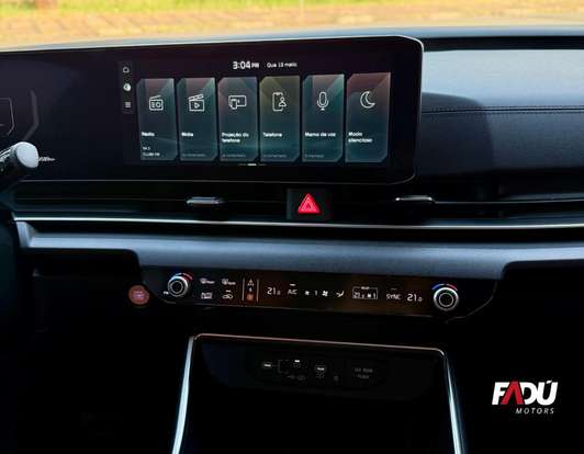 KIA-CARNIVAL-2024