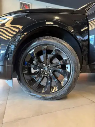 LAND ROVER-DISCOVERY SPORT-2024