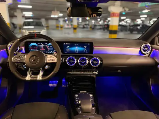 MERCEDES-BENZ-A 45 AMG-2021