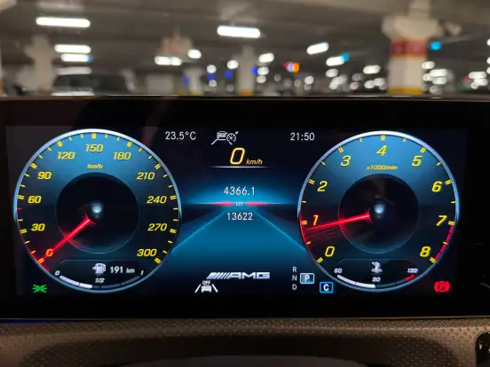 MERCEDES-BENZ-A 45 AMG-2021