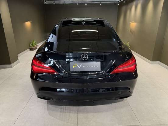 MERCEDES-BENZ-CLA 200-1.6 VISION 16V FLEX 4P AUTOMÁTICO MERCEDES-BENZ-CLA 200-2017