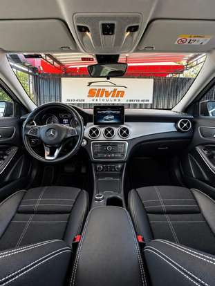 MERCEDES-BENZ-GLA 200-2016