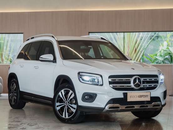 MERCEDES-BENZ-GLB 200-2021