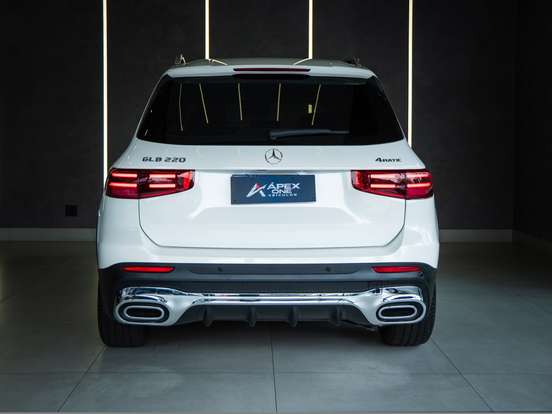 MERCEDES-BENZ-GLB 220-2.0 MHEV AMG LINE 4MATIC 8G-DCT MERCEDES-BENZ-GLB 220-2024