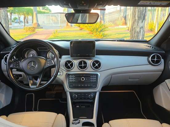 MERCEDES-BENZ-GLA 200-1.6 CGI ADVANCE 16V TURBO FLEX 4P AUTOMÁTICO MERCEDES-BENZ-GLA 200-2015